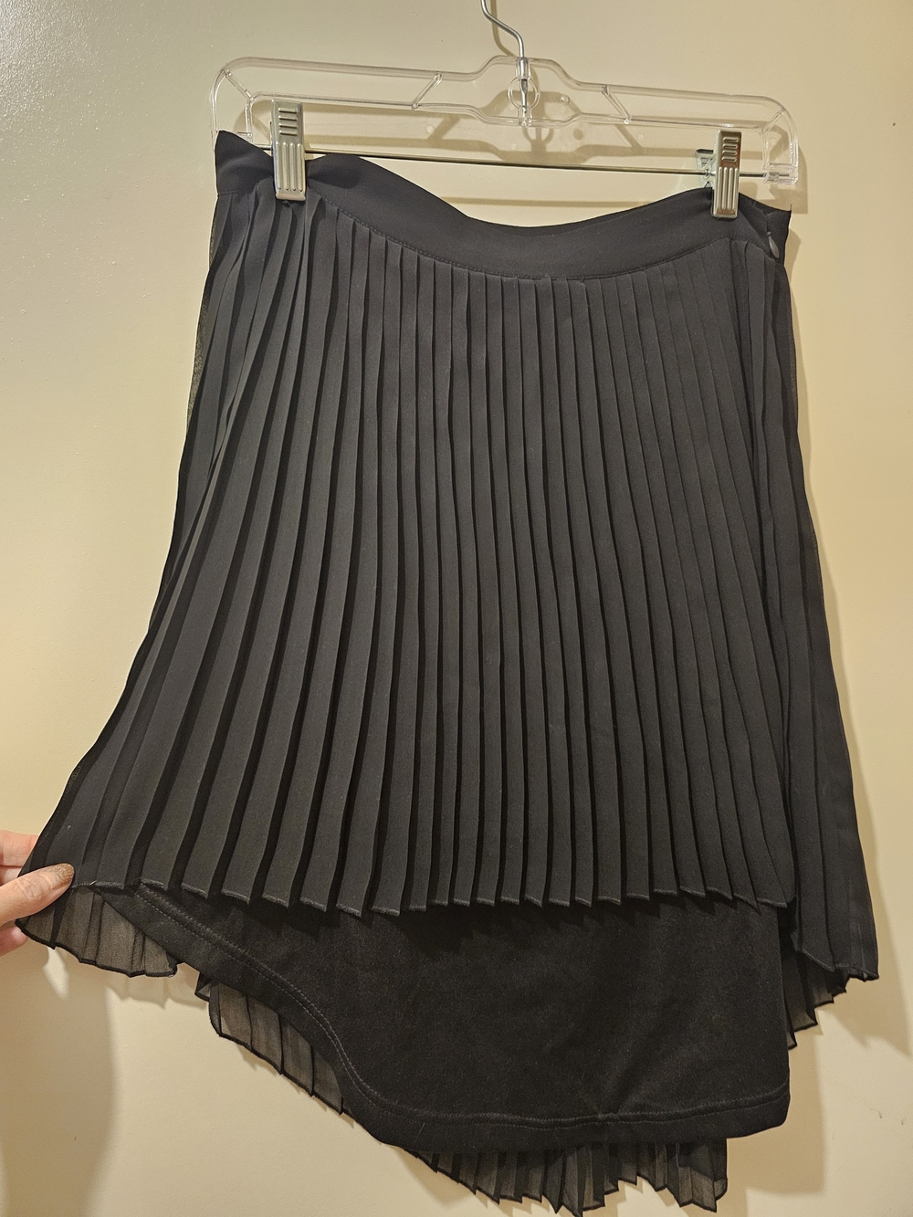 American Eagle Outfitters Black High-Low Pleated Skirt